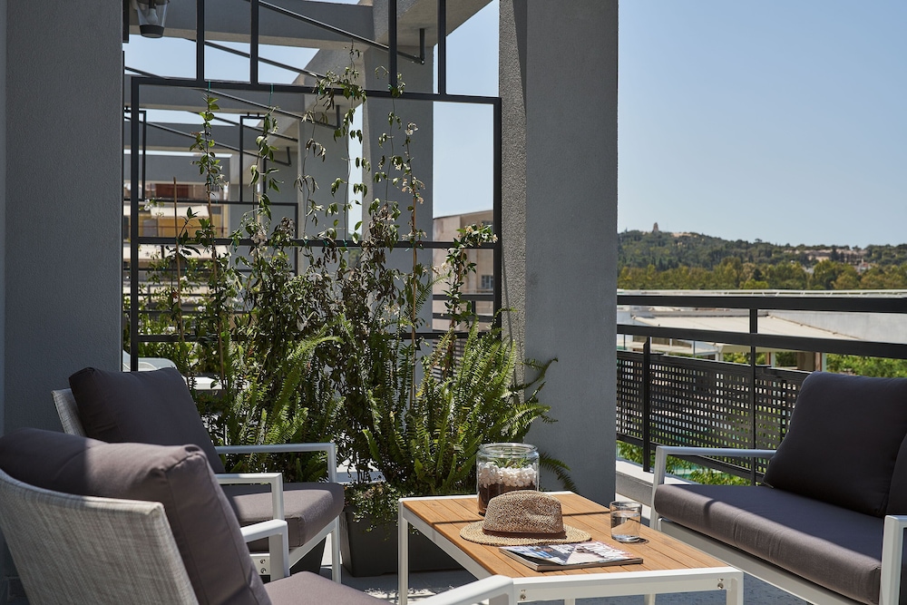 Executive Studio Suite