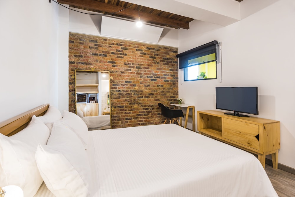 Standard Suite