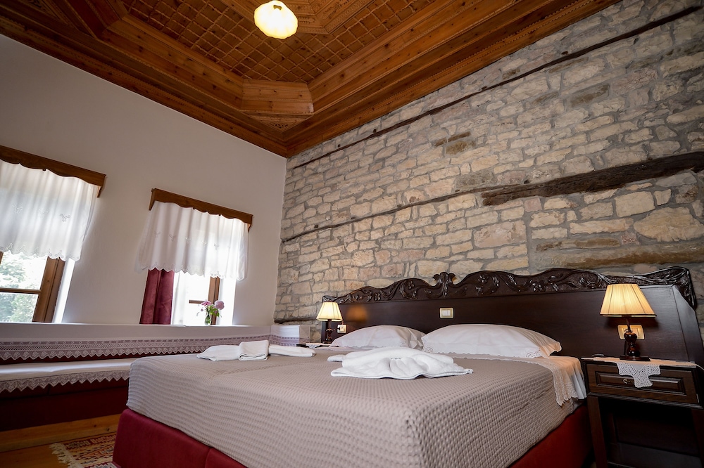 Superior Double or Twin Room photo 2