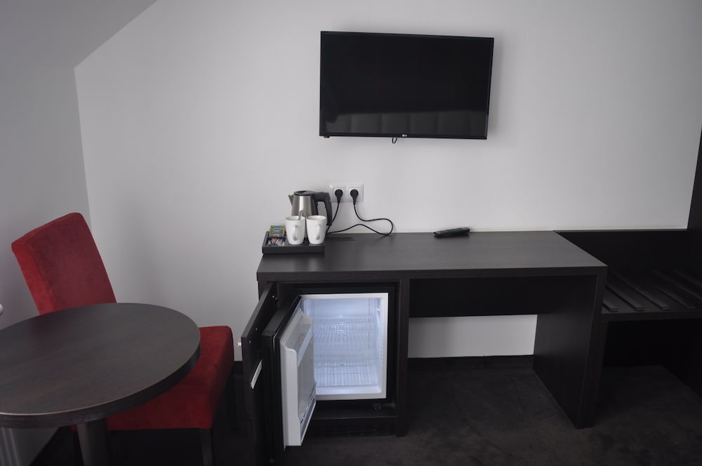 Standard Double Room - Photo 5