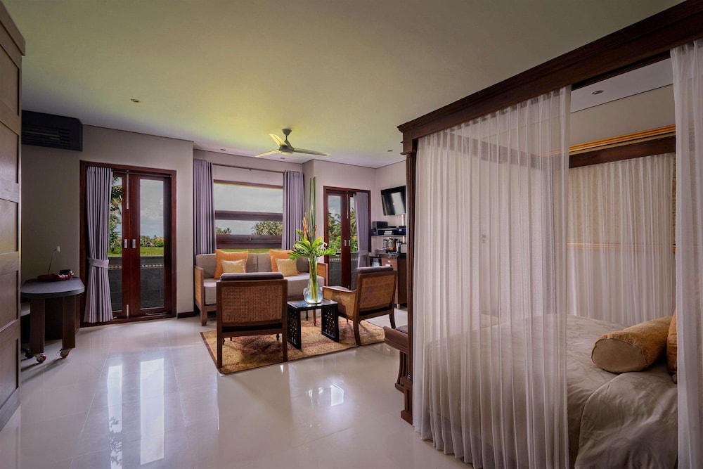 Available room