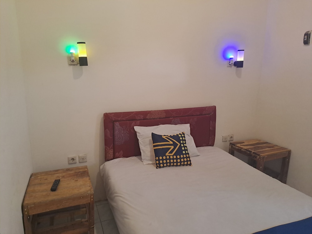Standard Room - Photo 8