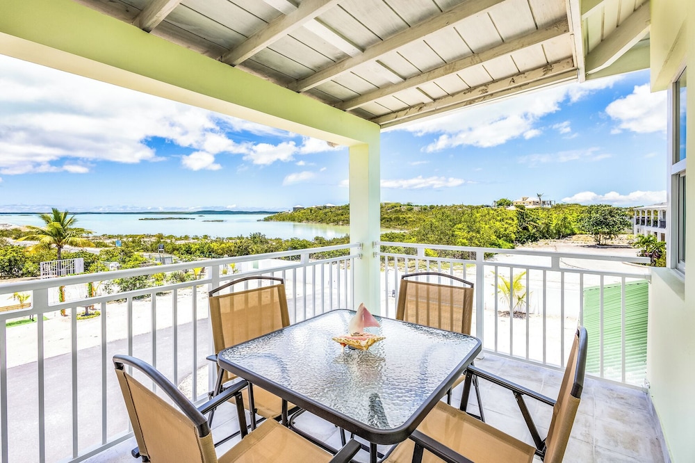 Apartment, 2 Bedrooms, Balcony, Lagoon View photo 1