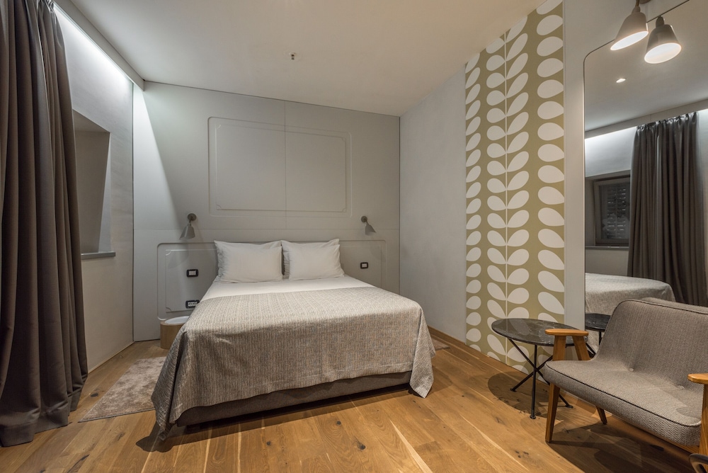 Standard Double Room, 1 Queen Bed, Ground Floor photo 1