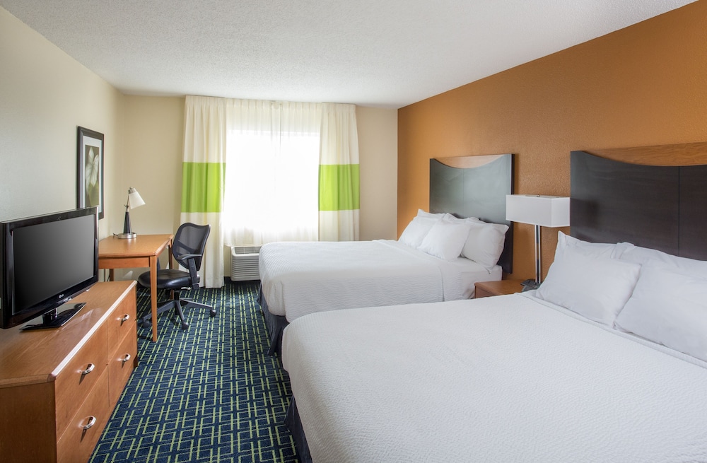 Room, 2 Queen Beds (Mobility/Hearing Access, Transf Shwr) - Photo 3