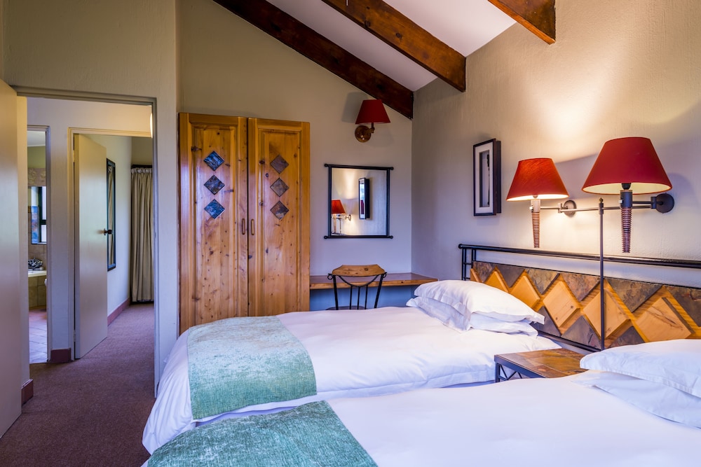 Deluxe Chalet photo 3
