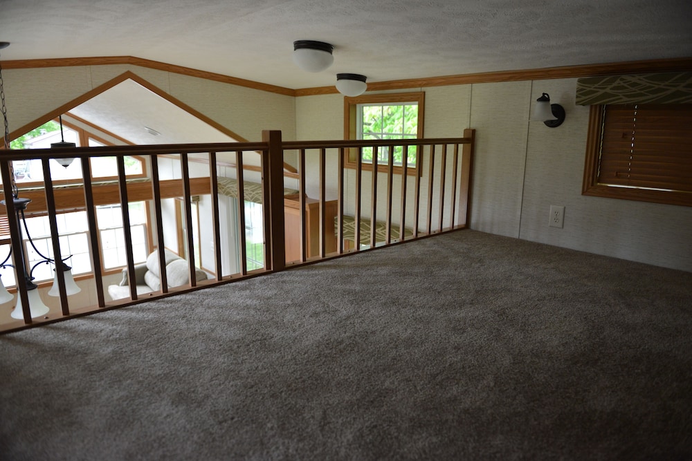 Cottage, Multiple Beds, Non Smoking, Kitchen (No Pets Permitted, Linens Not Provide) photo 1