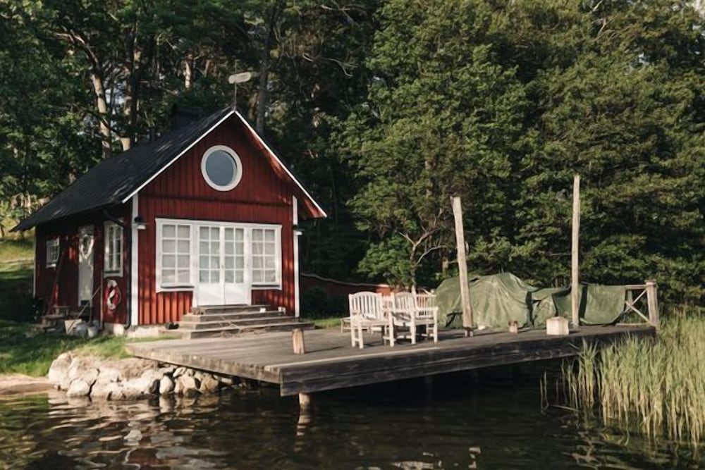 Cabin, Sauna, Lakeside photo 2