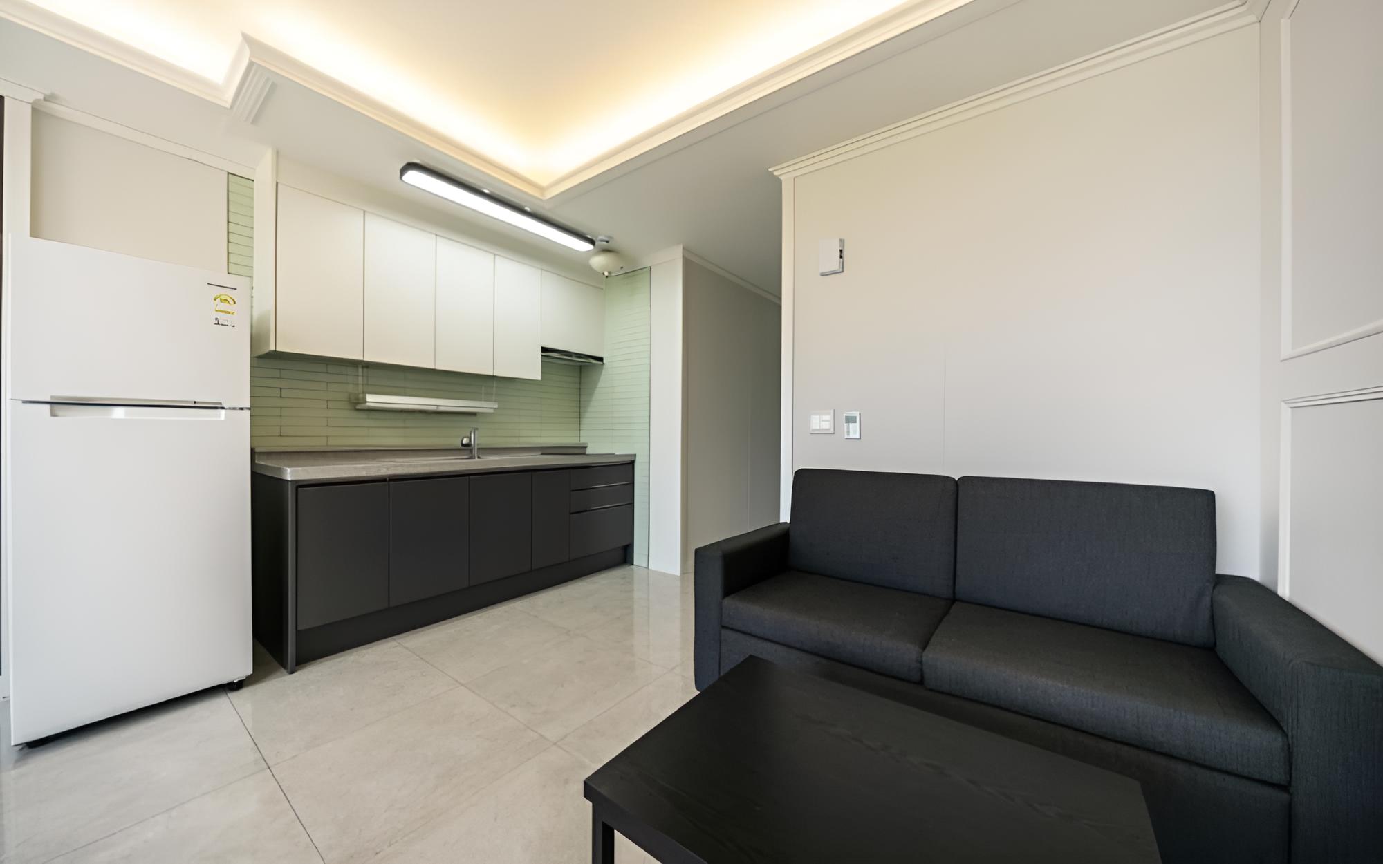 Room (Room 302 (Ocean View)) - Photo 6
