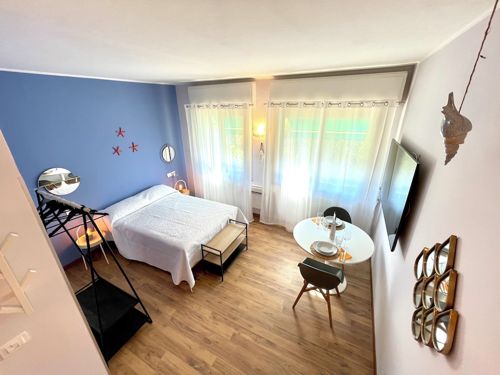 Comfort Studio, City View