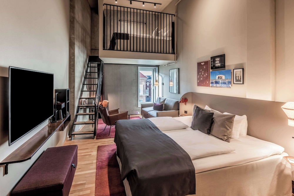 Superior Room, Multiple Beds (Plus)