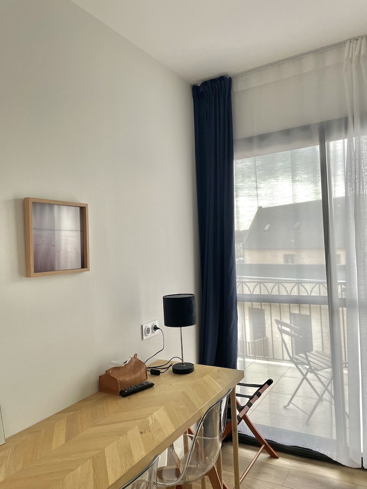 Double Room, Balcony - Photo 9