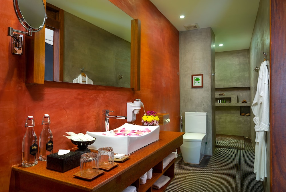 Luxury Twin Suite, Balcony, City View photo 2