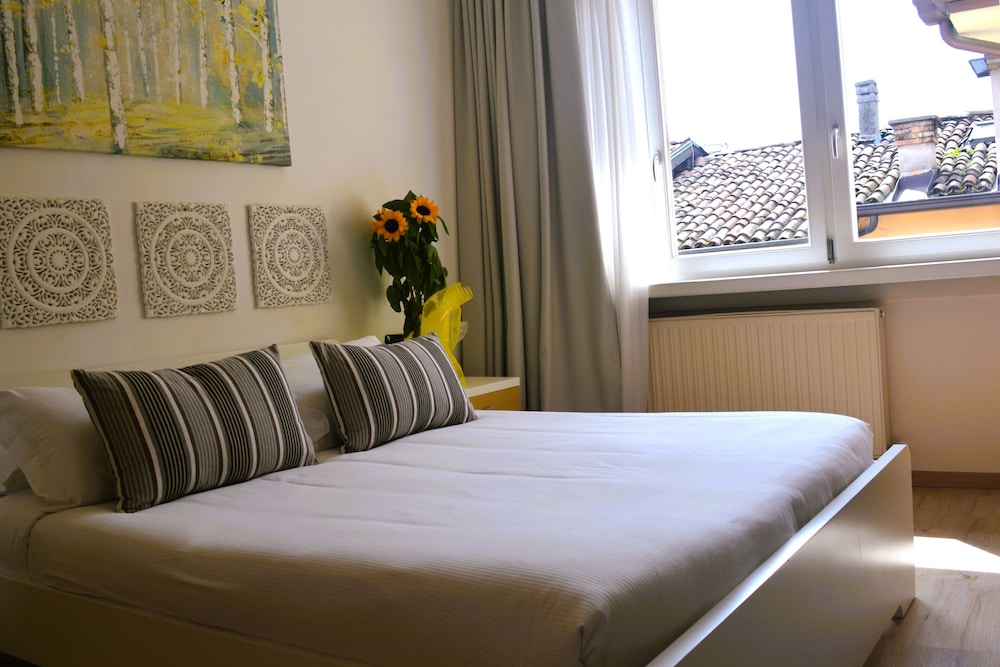 Romantic Room - Photo 1