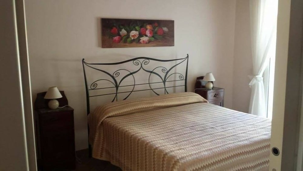 Apartment, 3 Bedrooms, Garden Area