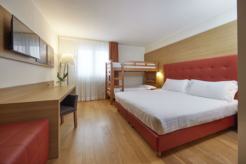 Standard Quadruple Room photo 1