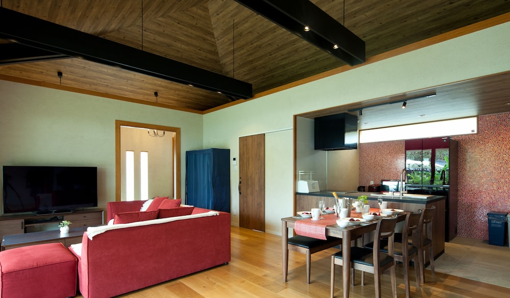 Villa (1) photo 2