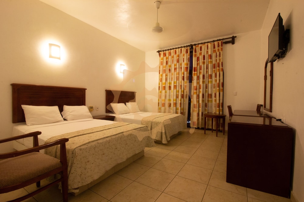 Standard Room, 2 Double Beds, Ocean View