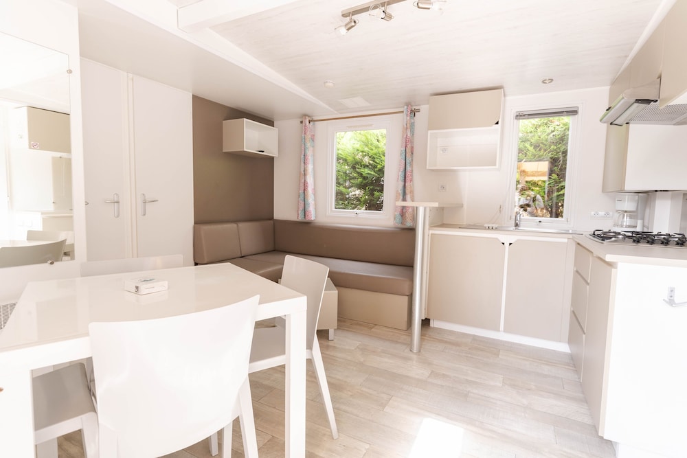 Mobile Home (Goelette) photo 2