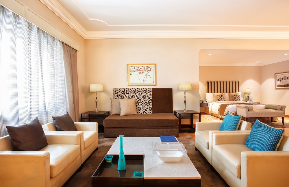 Suite, Non Smoking (Regent)