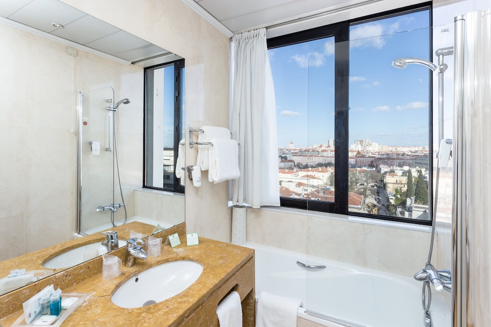 Standard Room, 1 Double Bed, City View - Photo 10