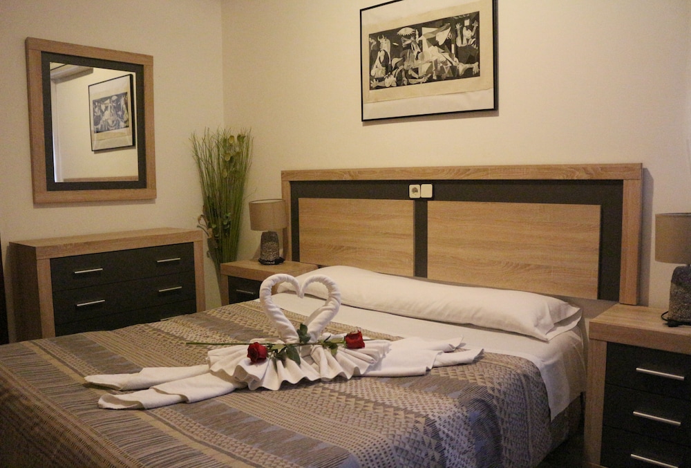 Economy Double Room photo 2