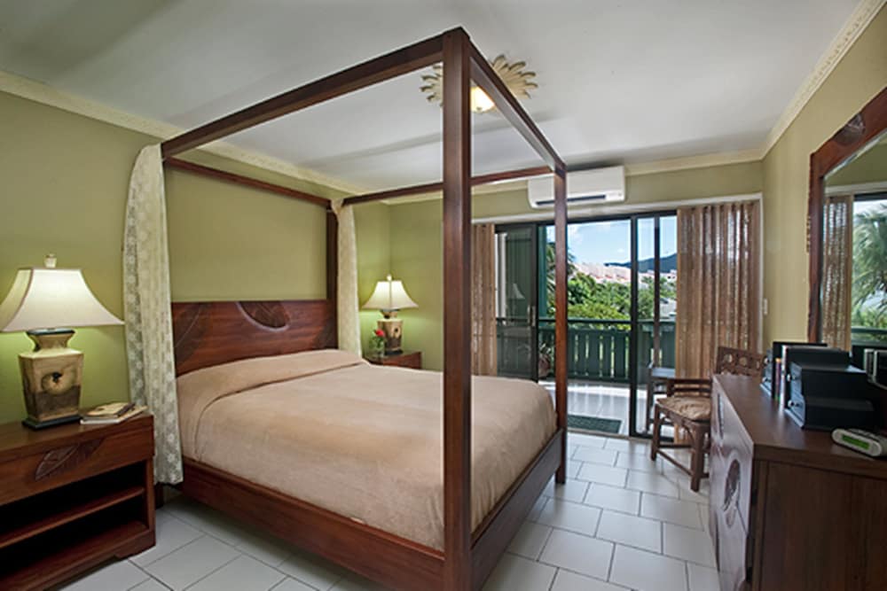 Two Bedroom Suite (with 2 baths) photo 3
