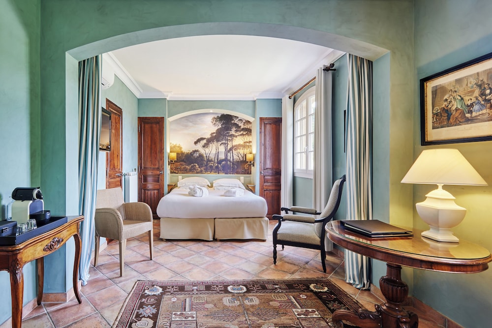 Junior Suite, 1 King Bed, Non Smoking, Valley View (Twin bed on request;with Sofabed)