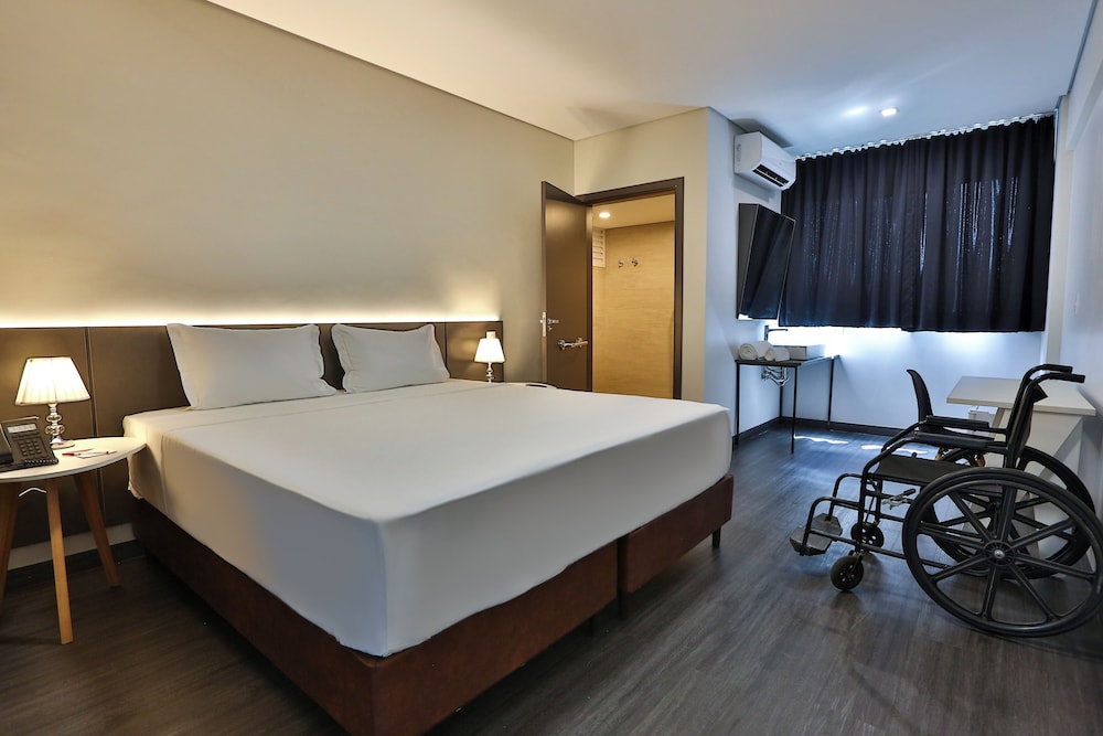 Superior Room, Mobility Accessible, Air conditioning photo 1