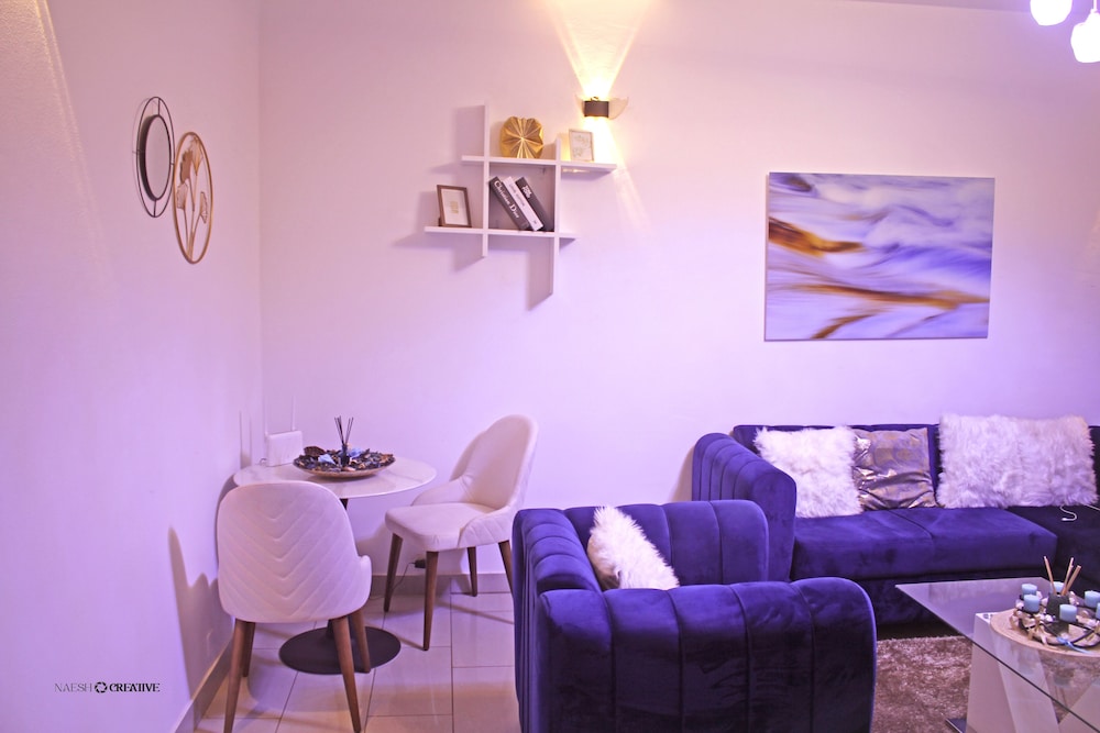 Luxury Apartment photo 1