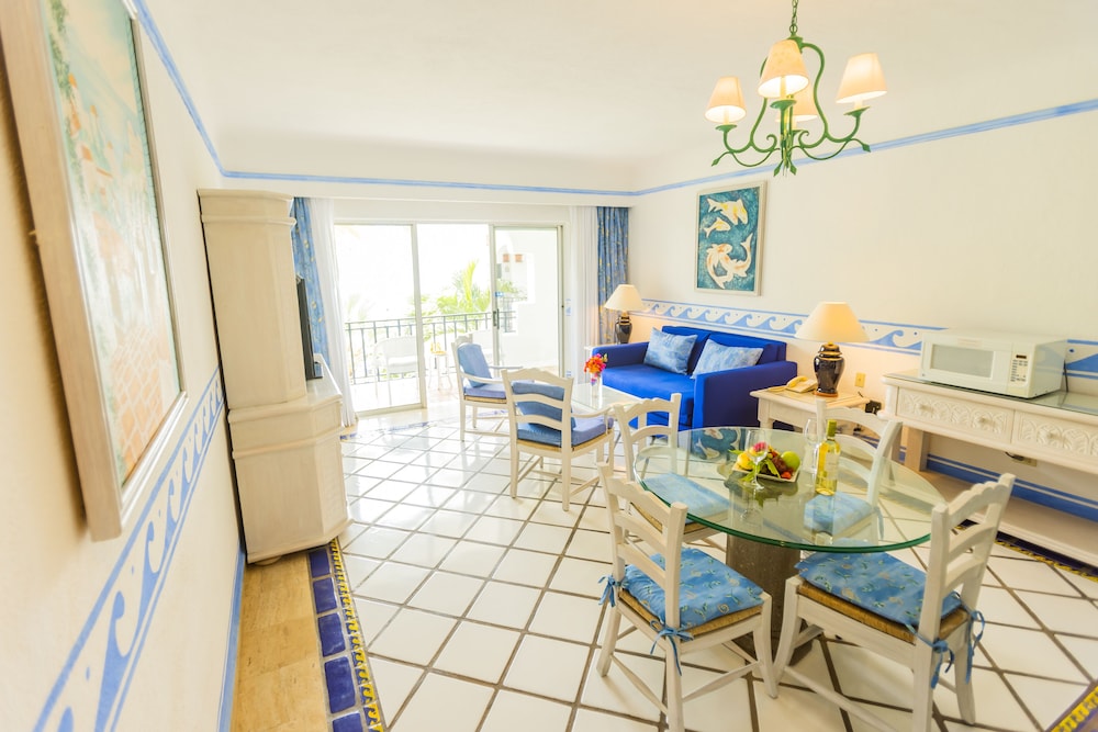 Luxury Suite Ocean View - Photo 4