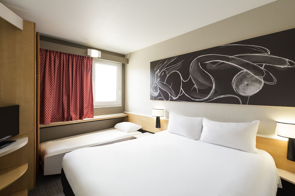Standard Room, Multiple Beds photo 1