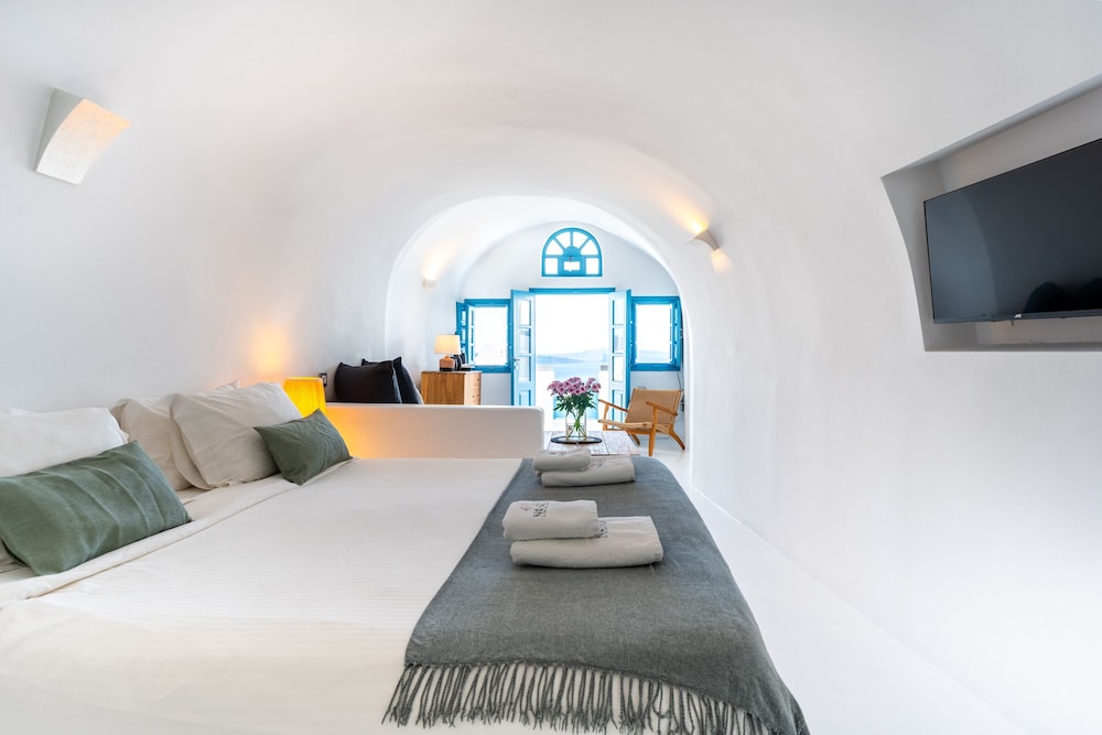 Senior Villa, Hot Tub, Sea View