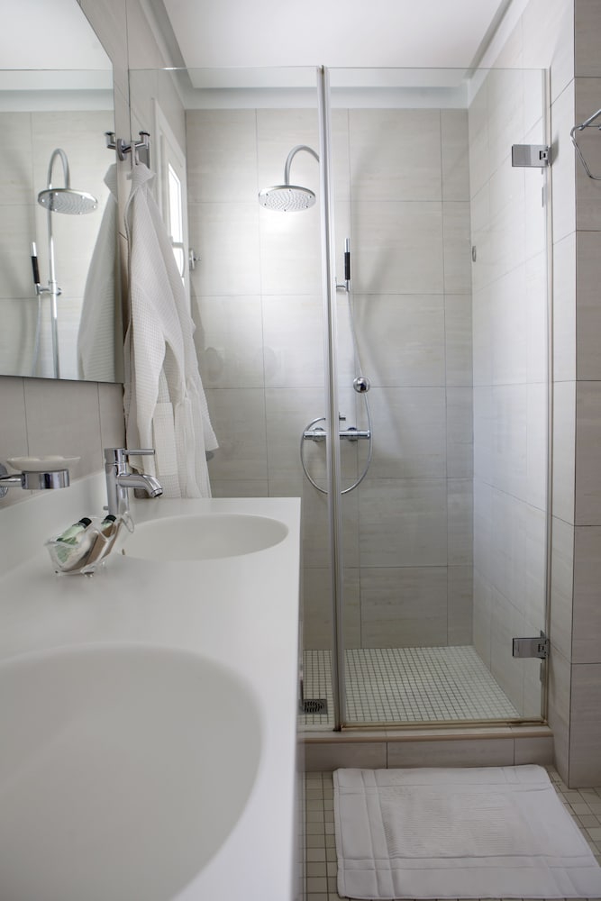 Superior Suite | Upper floor with Sea view photo 2