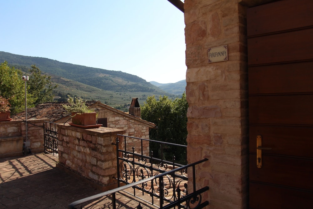 Junior Suite, Valley View (Arianna) photo 3