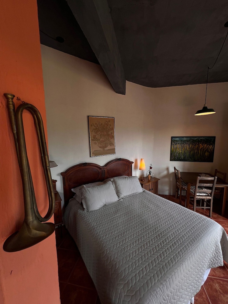 Suite photo 1
