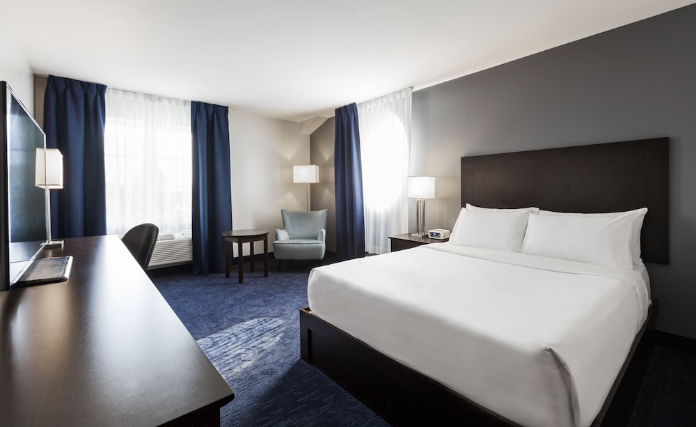 Standard Room, 1 Queen Bed photo 1