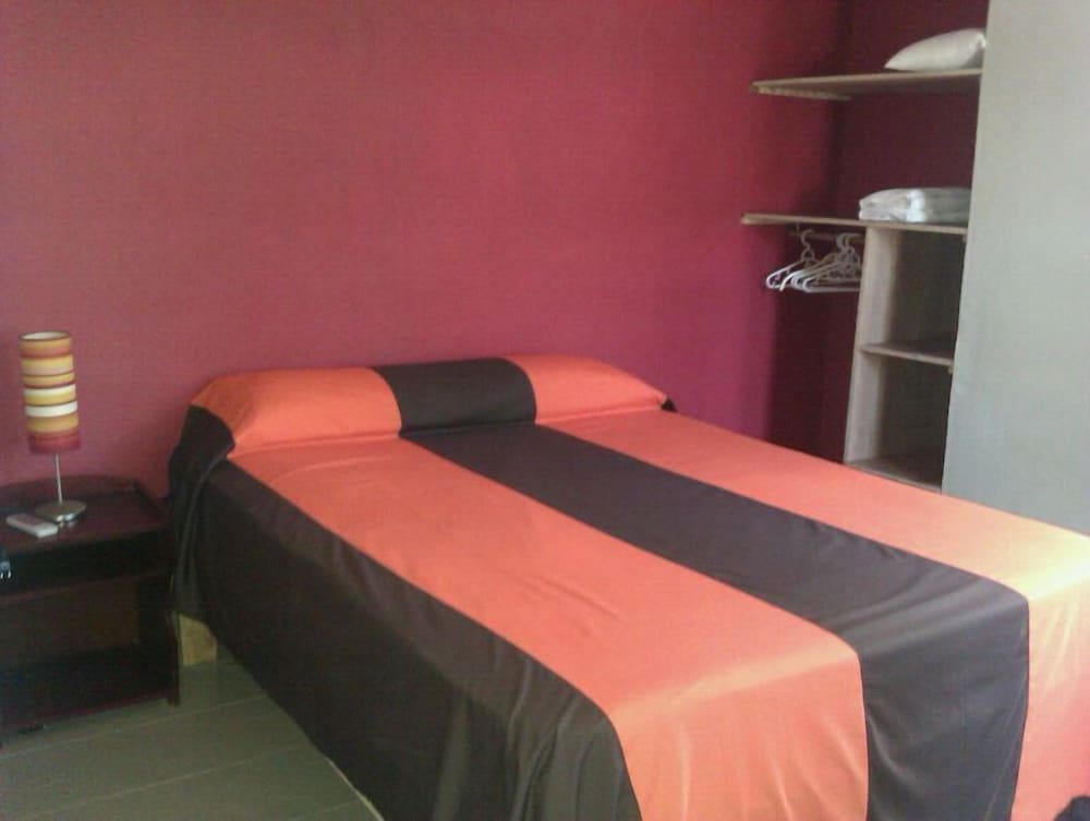 Family Room, 2 Bedrooms photo 3