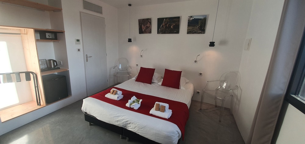 Chambre triple Medium photo 1
