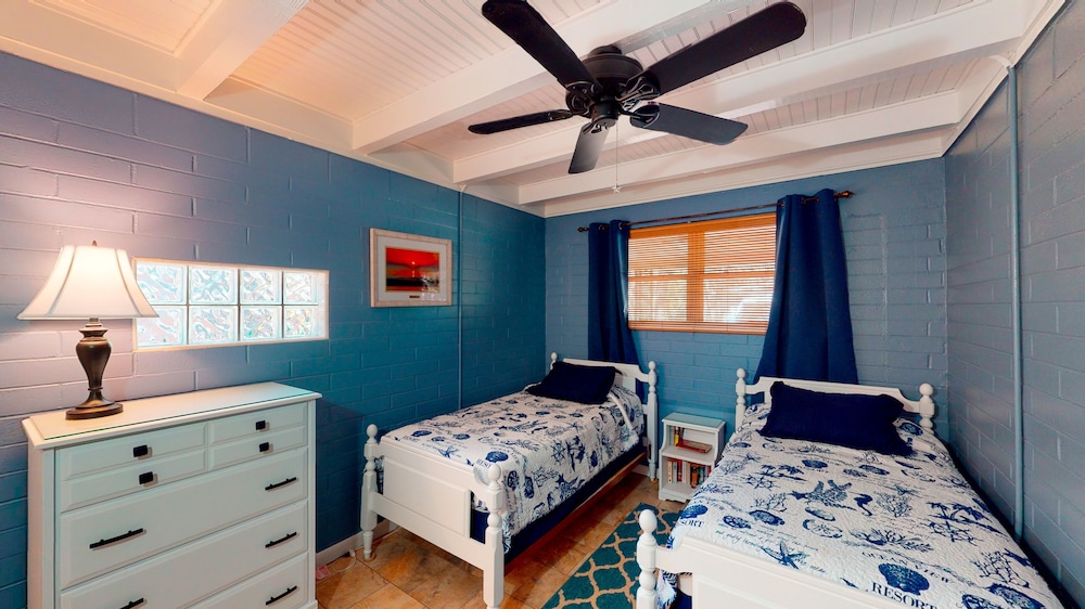 House, 4 Bedrooms