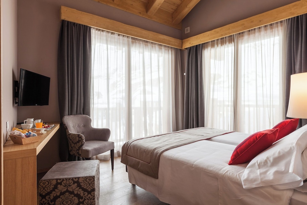 Exclusive Suite, 2 Bedrooms (Master)