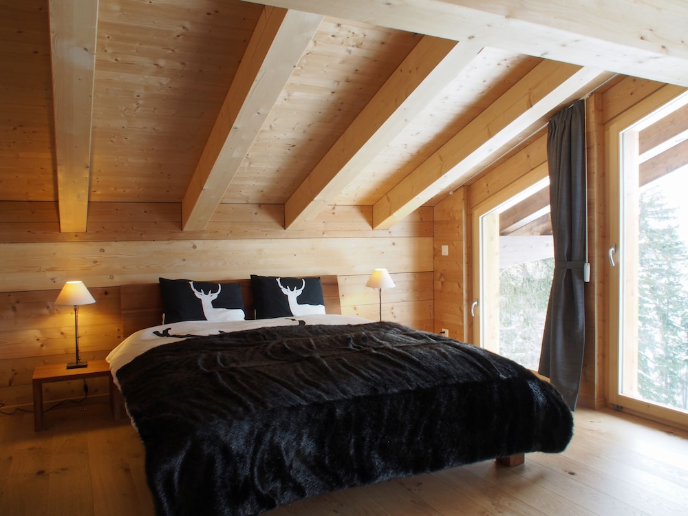 Apartment, 3 Bedrooms, Balcony, Annex Building photo 1