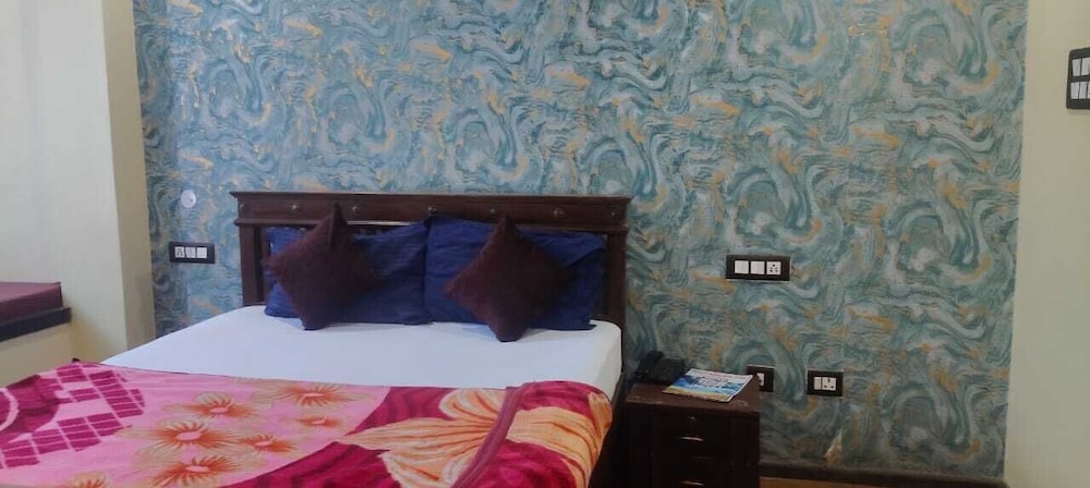 Standard Double Room, Hill View