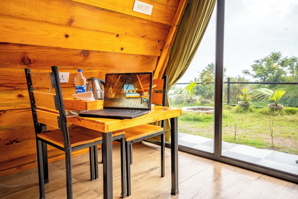 Premium Wooden A Cottage - Photo 13