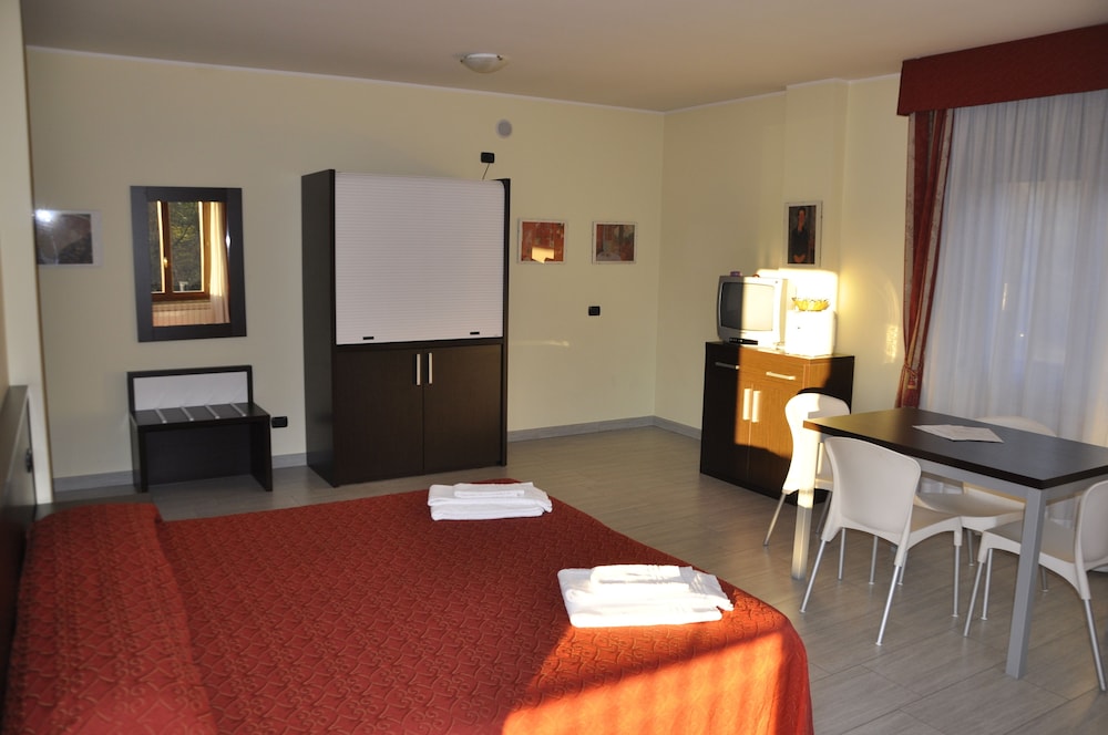 Triple Room photo 3