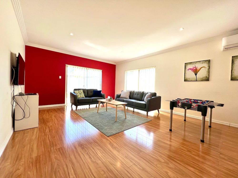 House photo 2