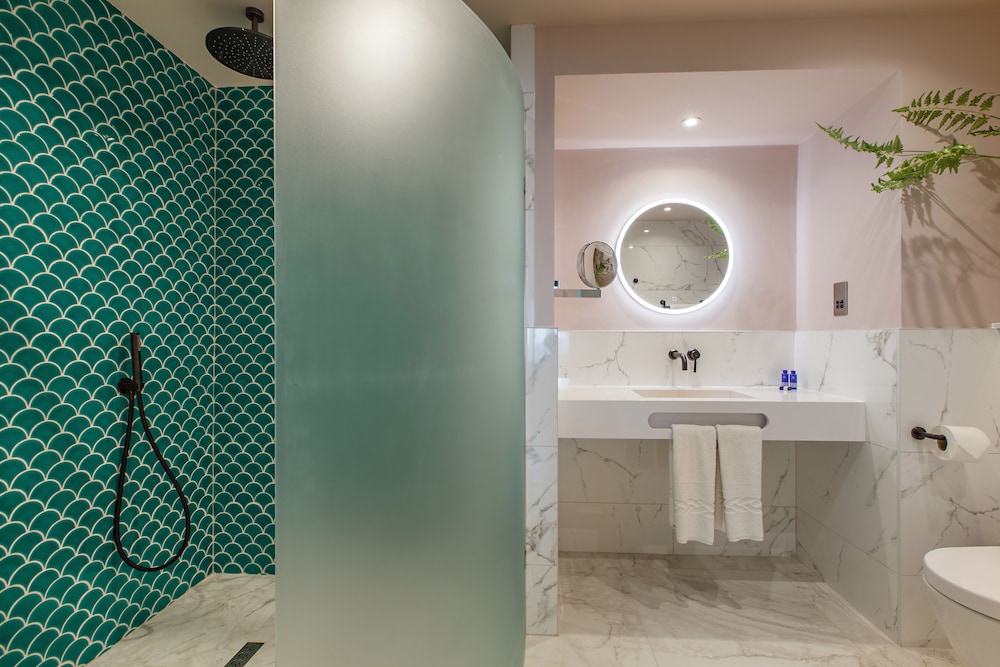 Suite (Penthouse Suite) - Photo 6