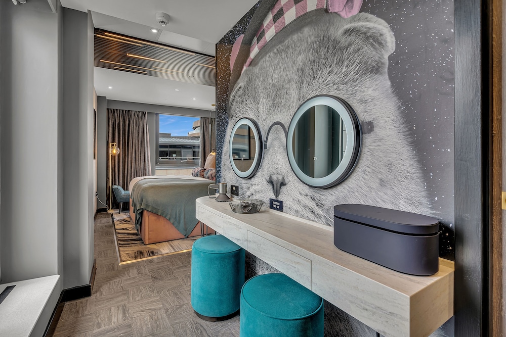 The Bonnie Suite