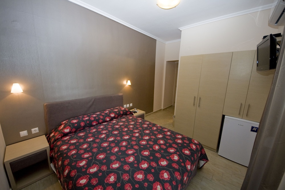 Double Room, Partial Sea View