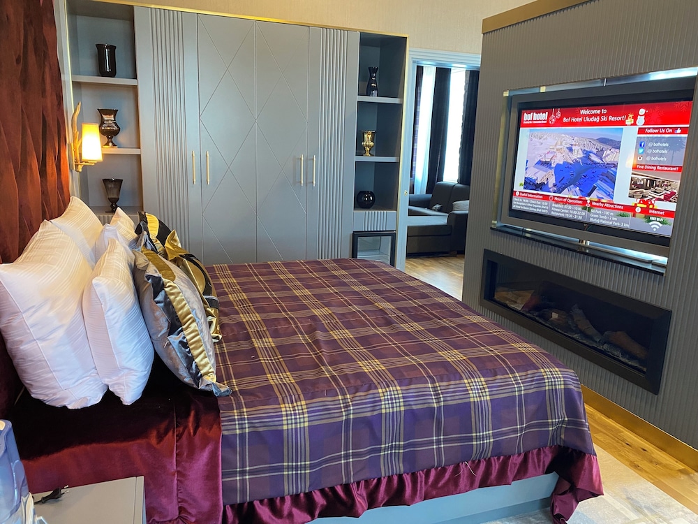 Vista Suite with Balcony